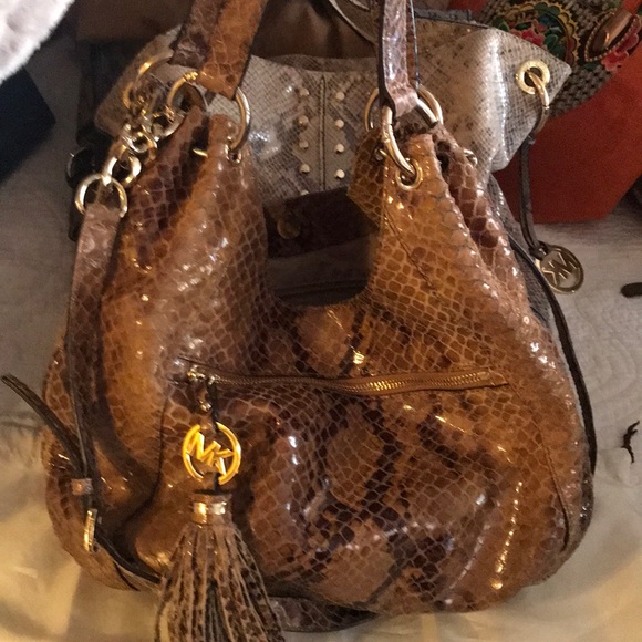 Michael Kors snake hobo handbag & matching wallet - Picture 3 of 7